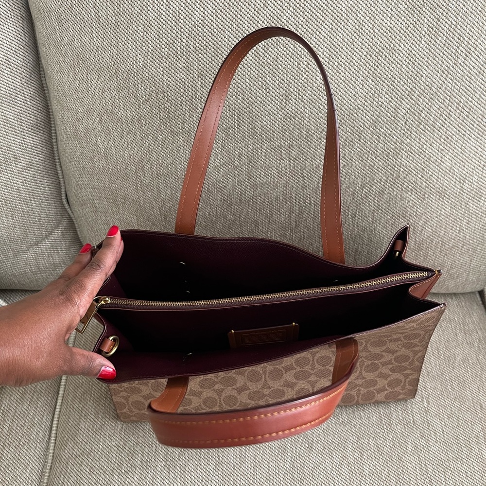Authentic preowned Coach signature large tote.